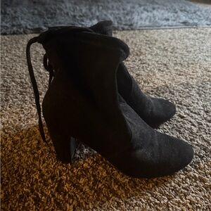 Ladies ankle high boots